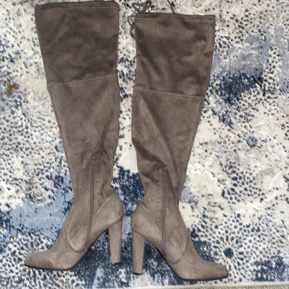 Guess Suede High Boots - Picture 3 of 3